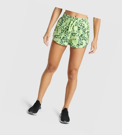 Bermudas Gymshark Animal Estampados Mujer Verdes Claro Verdes Oscuro | SZIYFWJ-54