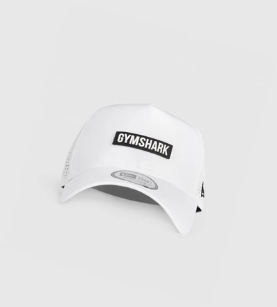 Headwear Gymshark New Era E-Frame Trucker Hombre Blancos | LVJZCBQ-08