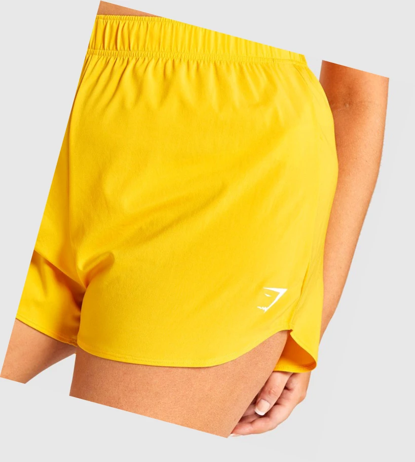 Bermudas Gymshark Essential Loose Entrenamiento Mujer Amarillos | ZHBWNEP-15