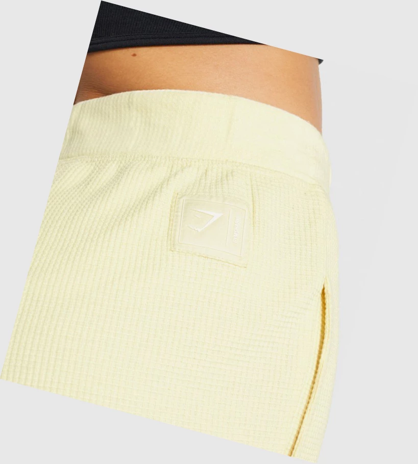 Bermudas Gymshark Pause Loose Mujer Amarillos | TAHUEDY-25