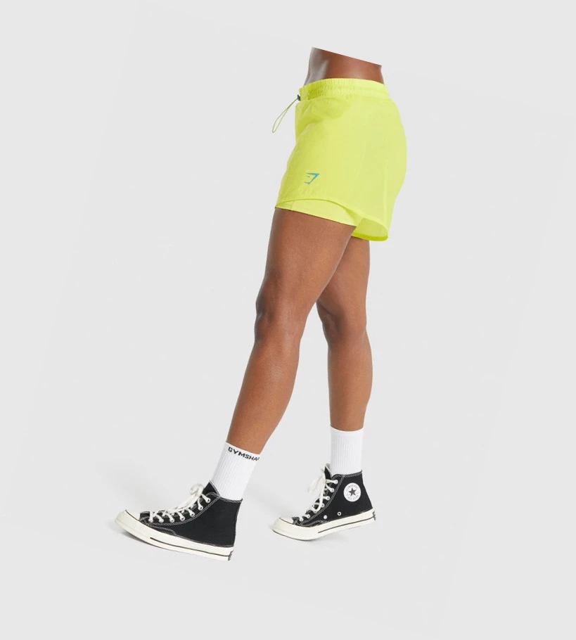 Bermudas Gymshark Pulse 2 in 1 Mujer Amarillos | QSFBNTD-01