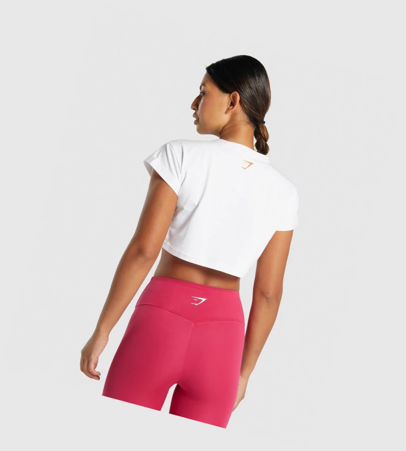 Camiseta Gymshark Animal Estampados Infill Crop Mujer Blancos | SFGUMNQ-36