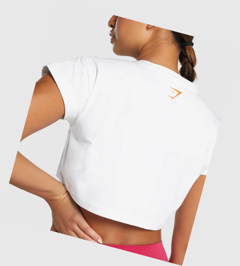 Camiseta Gymshark Animal Estampados Infill Crop Mujer Blancos | SFGUMNQ-36